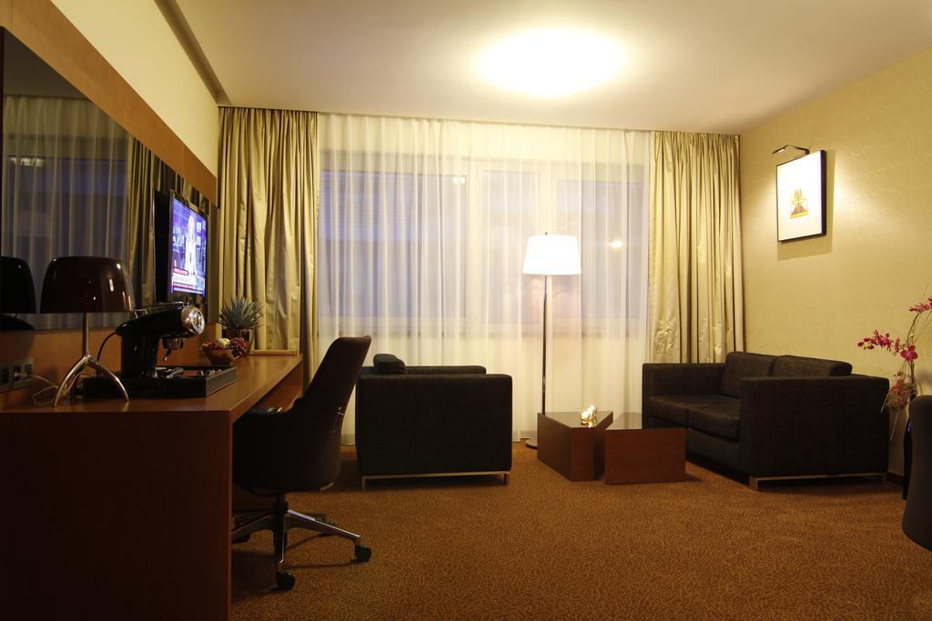 Mikado Hotel Nitra Room photo